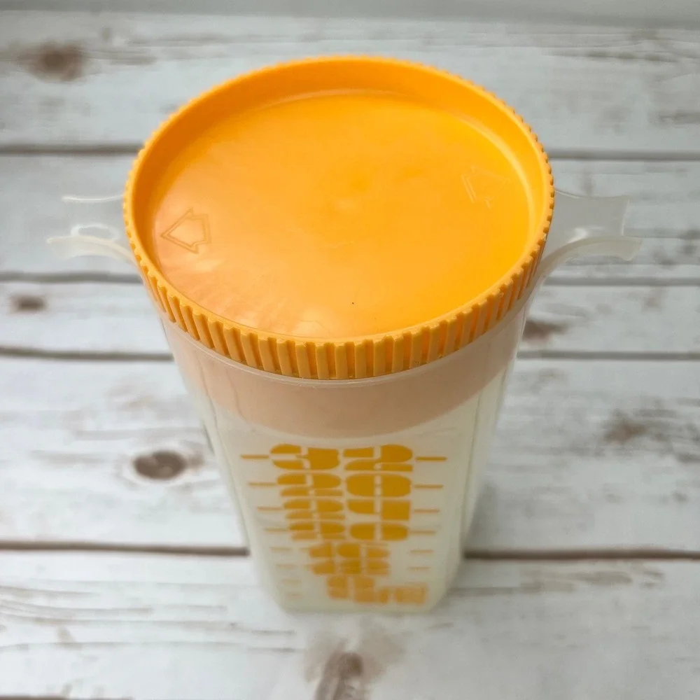 Graloc Juice Pitcher Clear Orange Vintage 32 oz Made In Holland 32oz